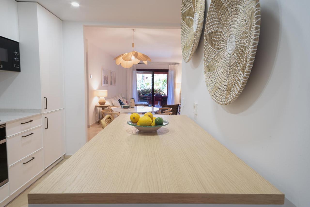 3+1 Bed Apartment, 100M Away From The Beach Marbellac Extérieur photo
